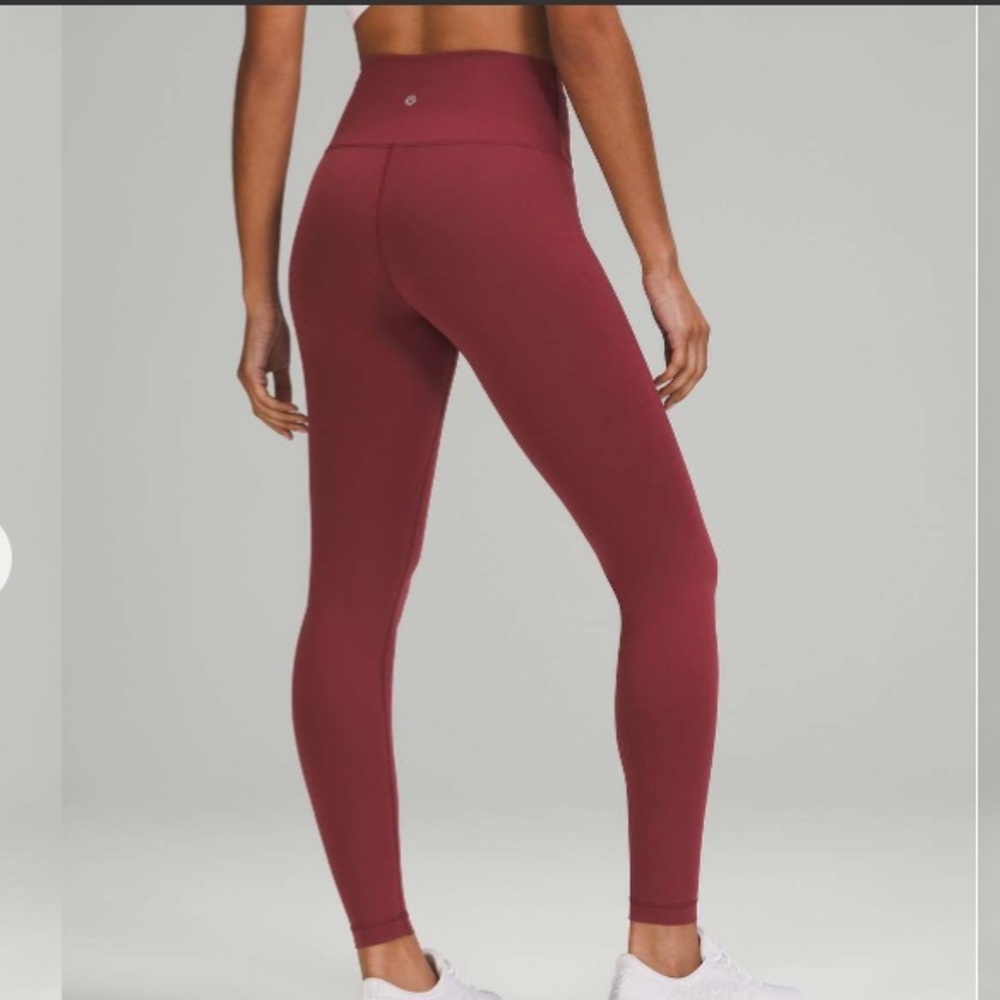 Lululemon Wunder Train High-Rise Tight 28"
Mulled Wine